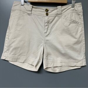 Crazy Shirt Women's Size 10 Tan Shorts
